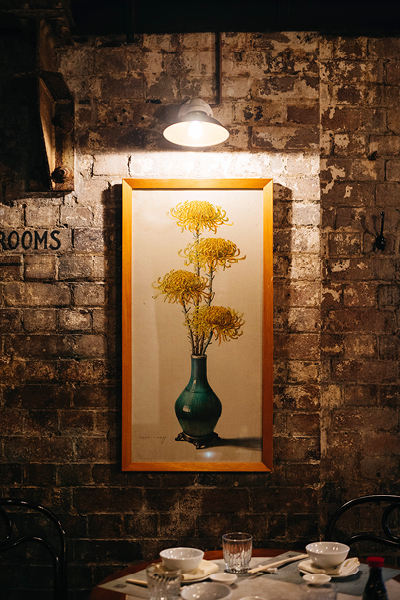 Restaurant décor painting at My Wong, an iconic Cantonese restaurant in Sydney